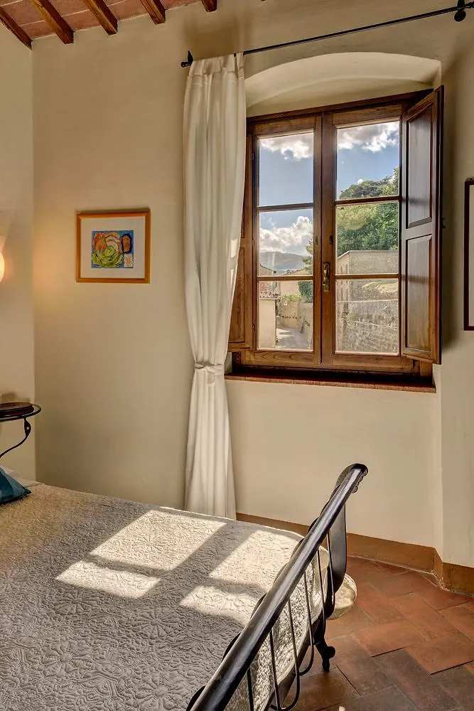 Albergo San Lorenzo Poppi 3*,  Italy